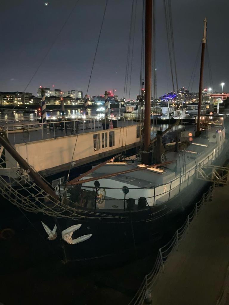 Hotel Ahoy Londra Esterno foto